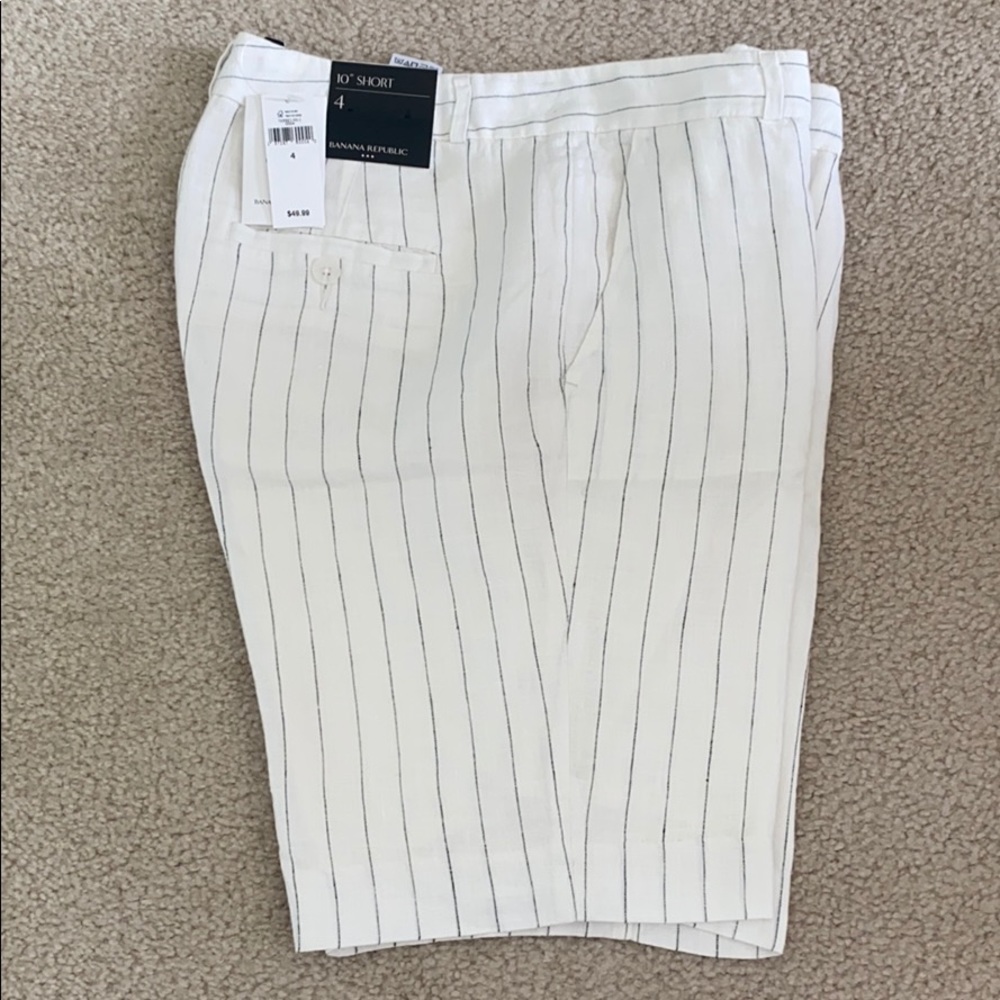 Women’s Linen Shorts